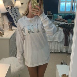 cute VS pink t-shirt